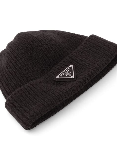 prada wintermütze